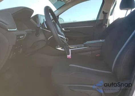 2022 Hyundai Sonata Hybrid z USA, uszkodzony, nr VIN KMHL24JJXNA037480